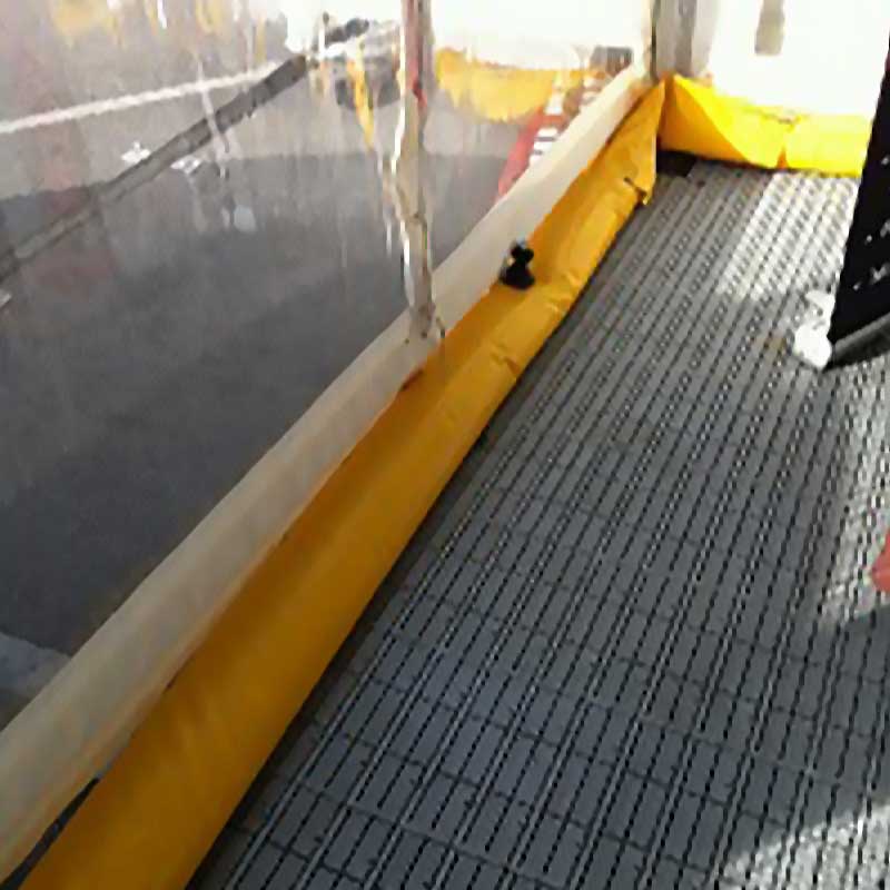 Portable Water-Filled PVC Barrier Boom 3m x 150mm Dia